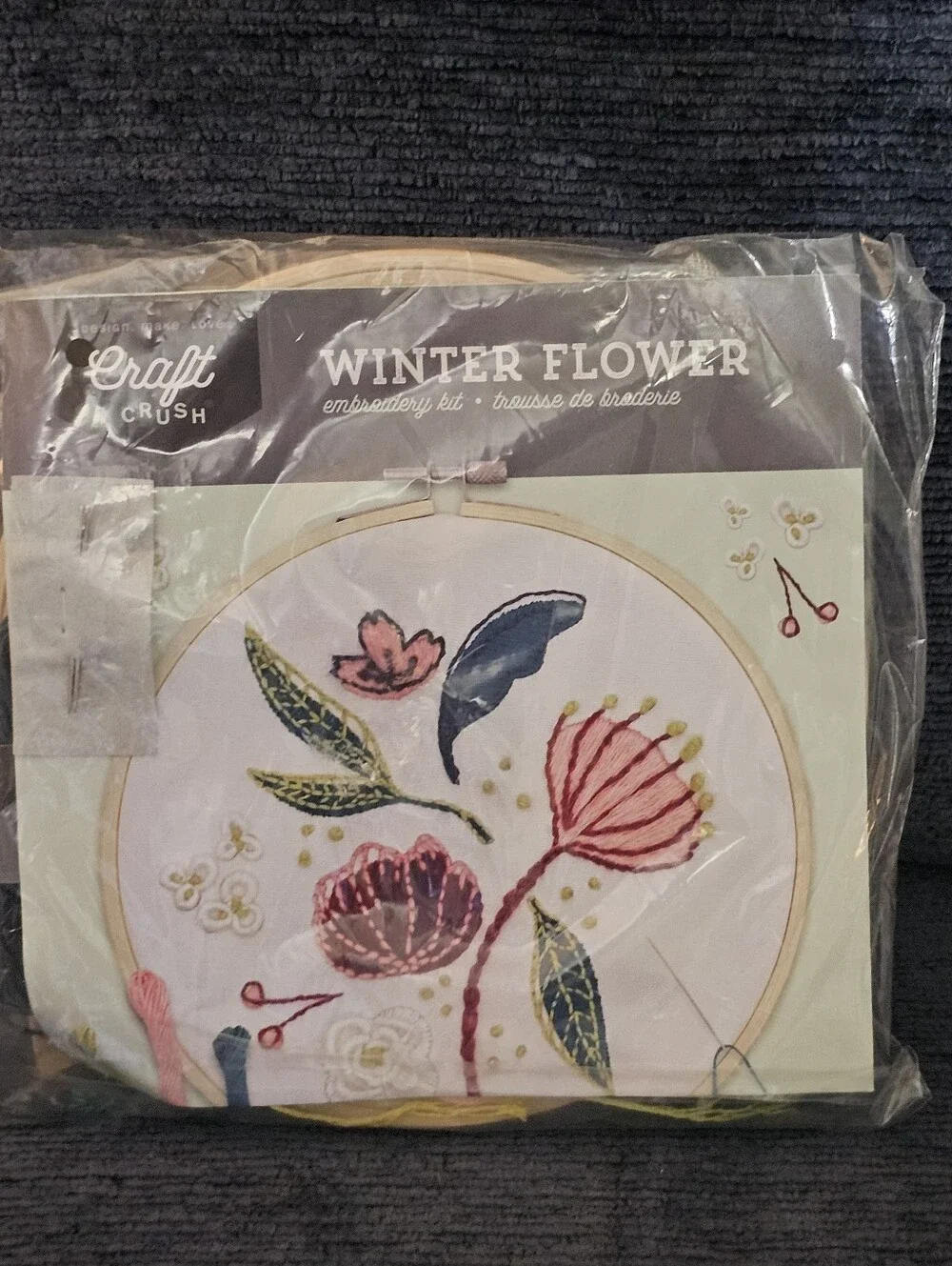 Craft Crush Winter Flower Embroidery Kit - Brand New Sealed